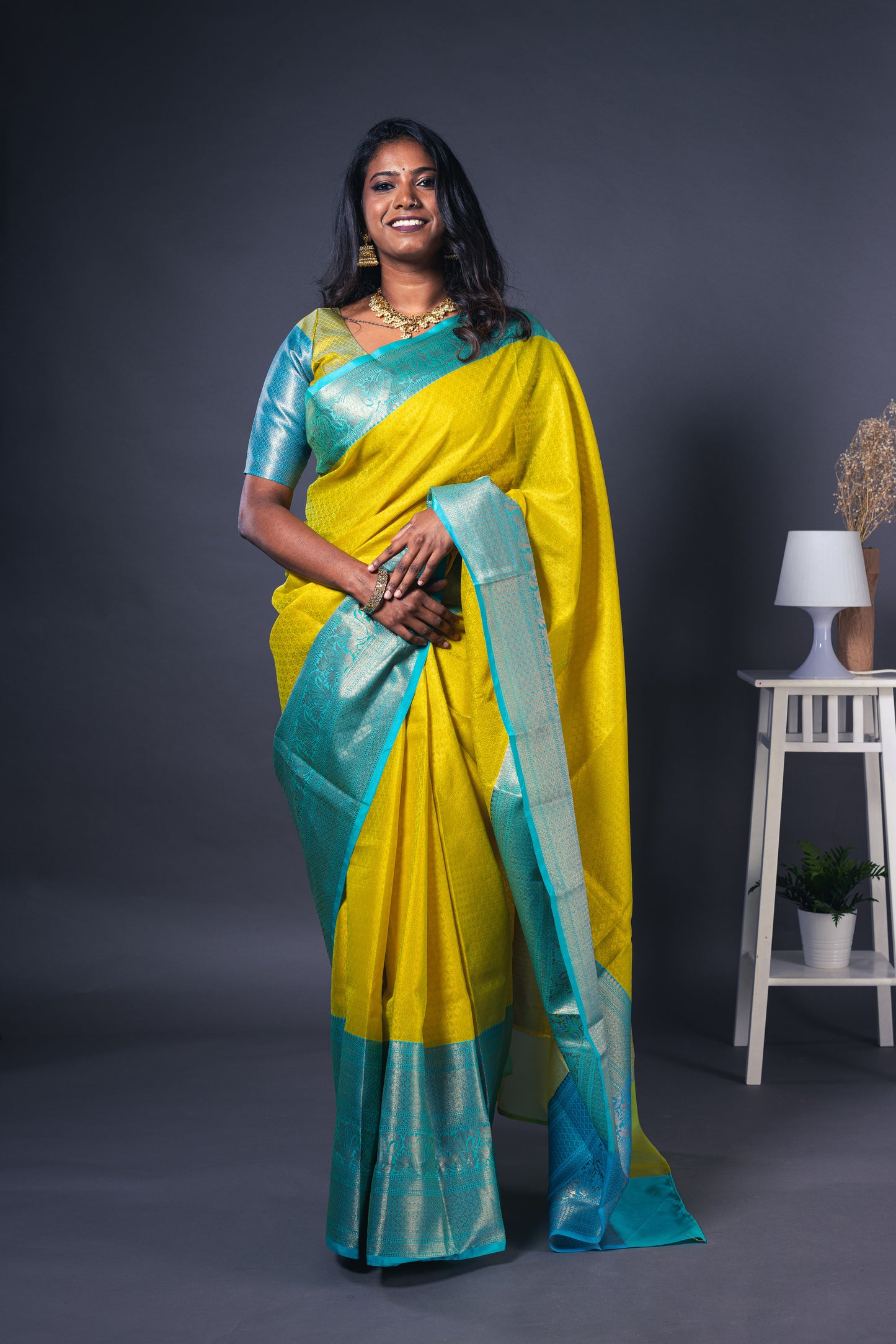 Blue Yellow Muslin Pattu